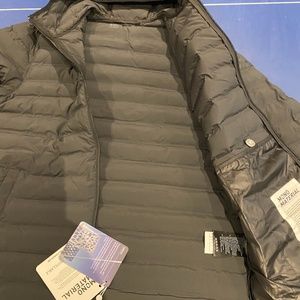 Winter Coat. Black.  Large. Helly Hansen